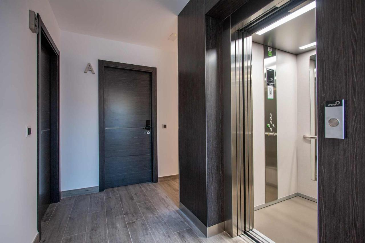 Apartamentos Vacacional En Plaza De Espana Nerja Kültér fotó